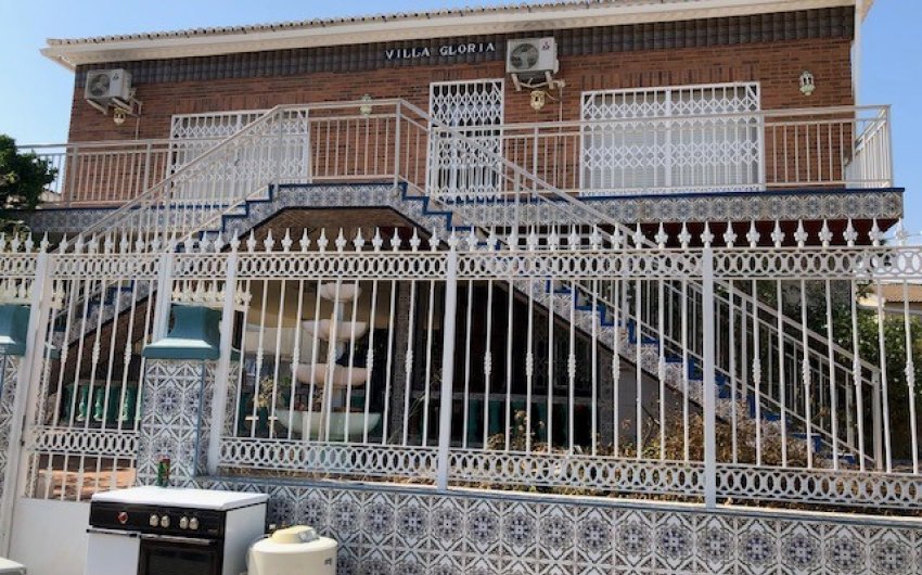 Resale - Villa -
Los Alcazares - Punta Calera