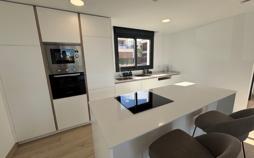 Resale - Villa -
Los Alcazares - Roda