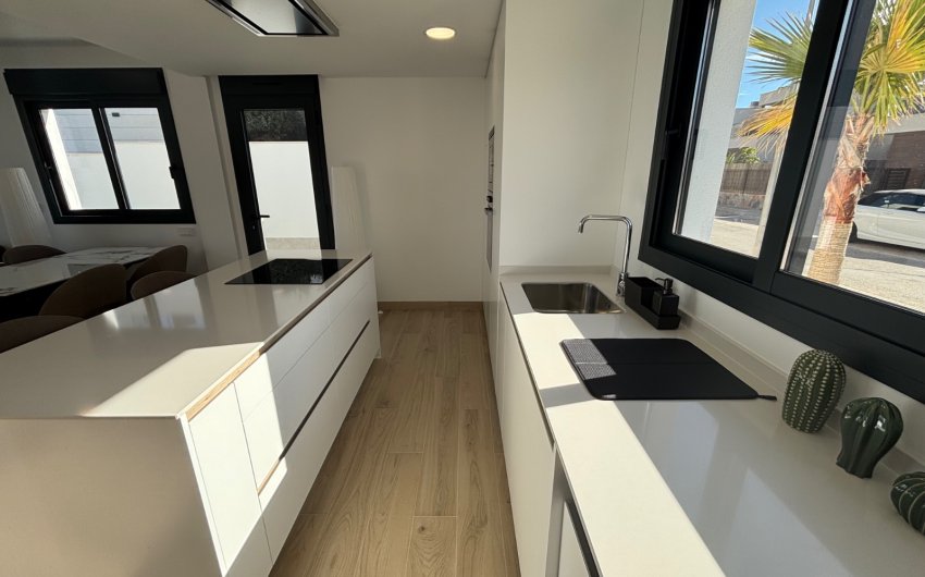 Resale - Villa -
Los Alcazares - Roda