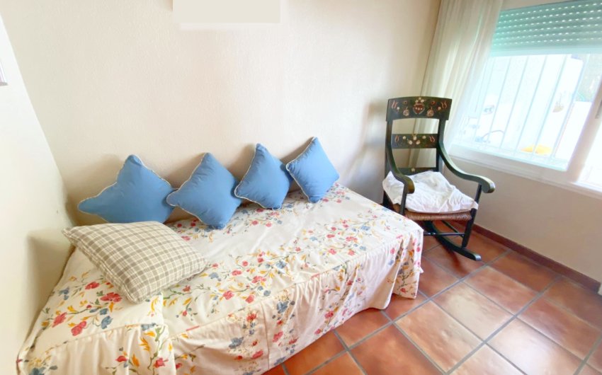 Resale - Villa -
Los Alcazares