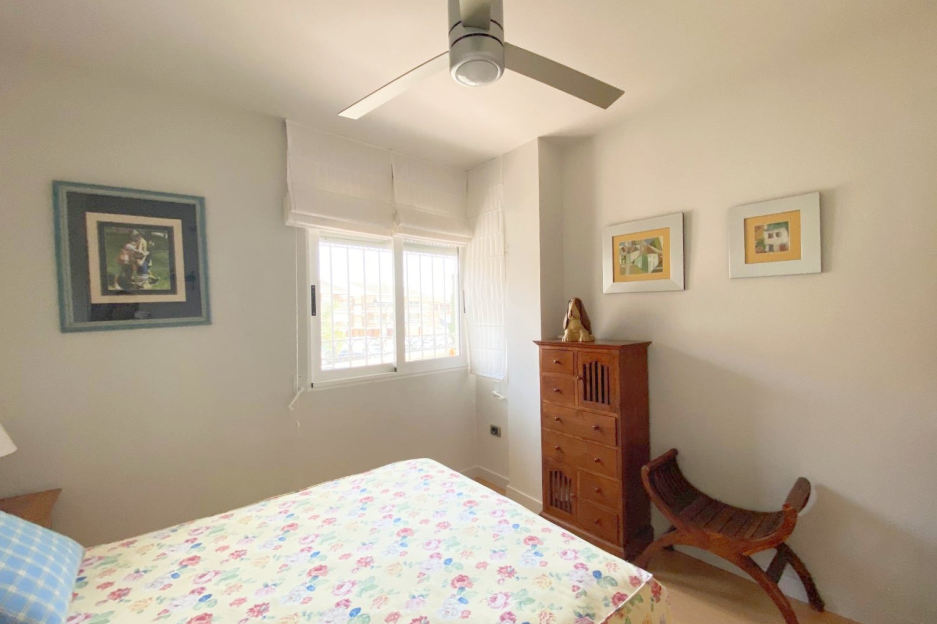 Resale - Villa -
Los Alcazares