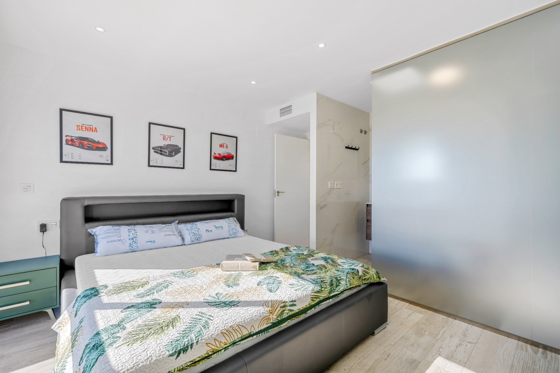 Resale - Villa -
Los Alcazares