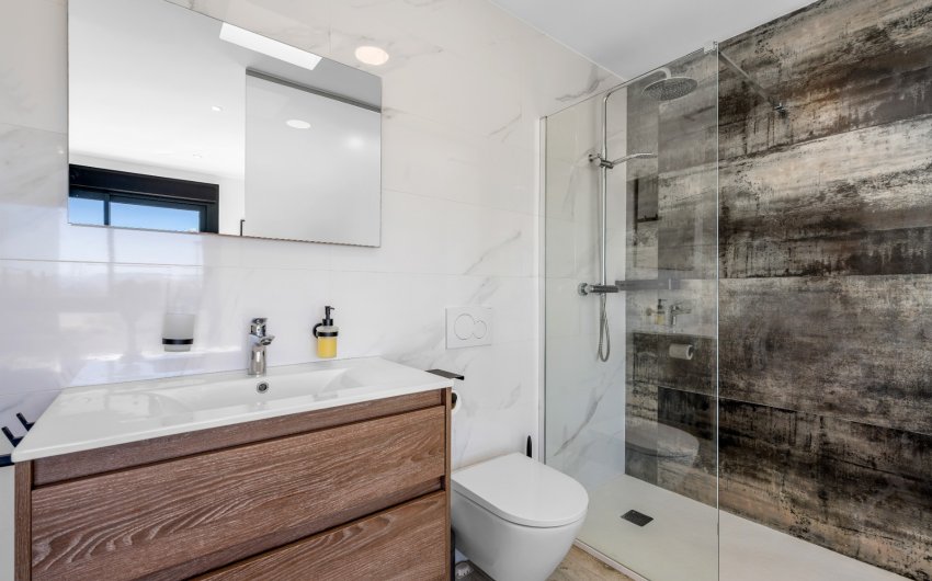 Resale - Villa -
Los Alcazares