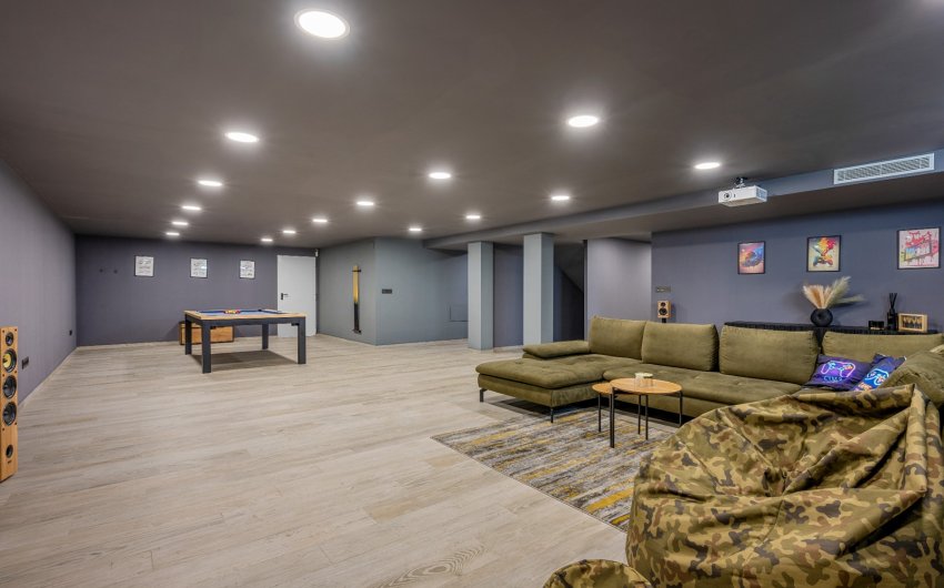 Resale - Villa -
Los Alcazares