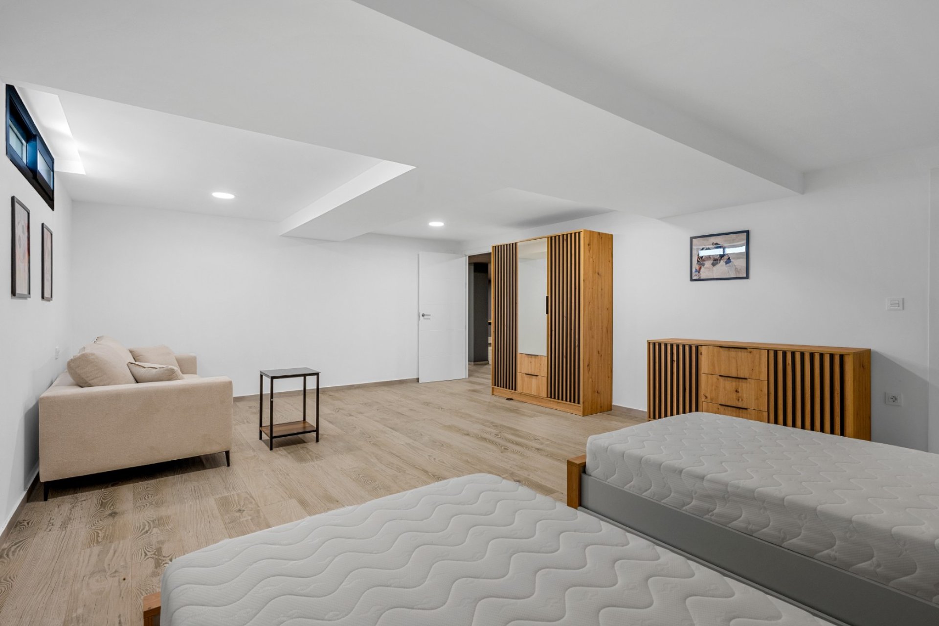 Resale - Villa -
Los Alcazares