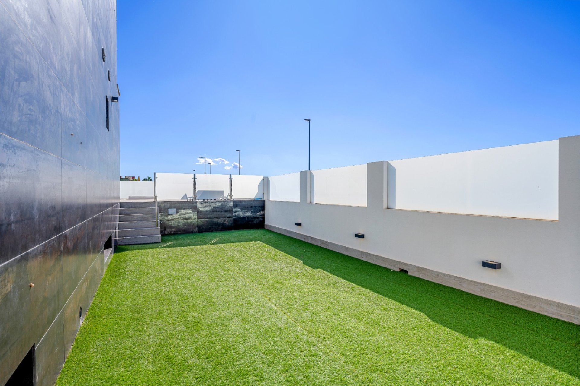 Resale - Villa -
Los Alcazares