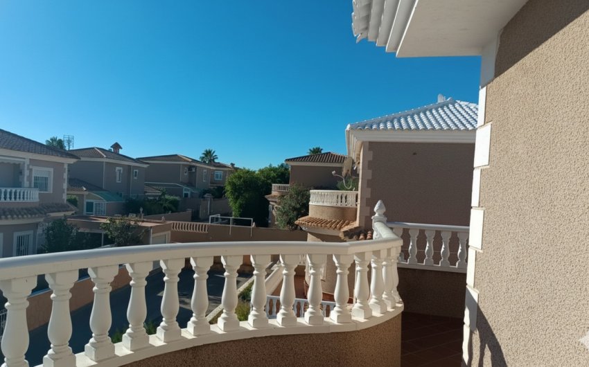 Resale - Villa -
Los Altos - Costa Blanca