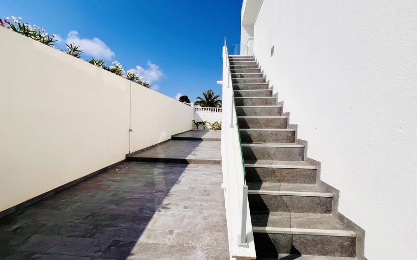Resale - Villa -
Los Balcones - Costa Blanca