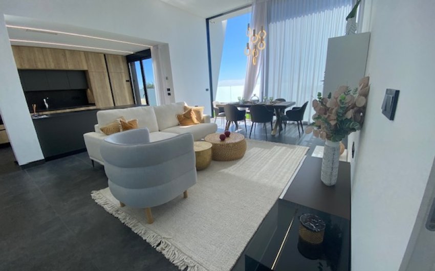 Resale - Villa -
Los Balcones - Los Altos