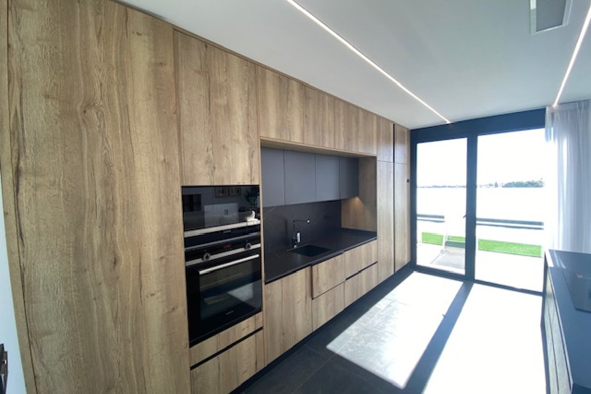 Resale - Villa -
Los Balcones - Los Altos