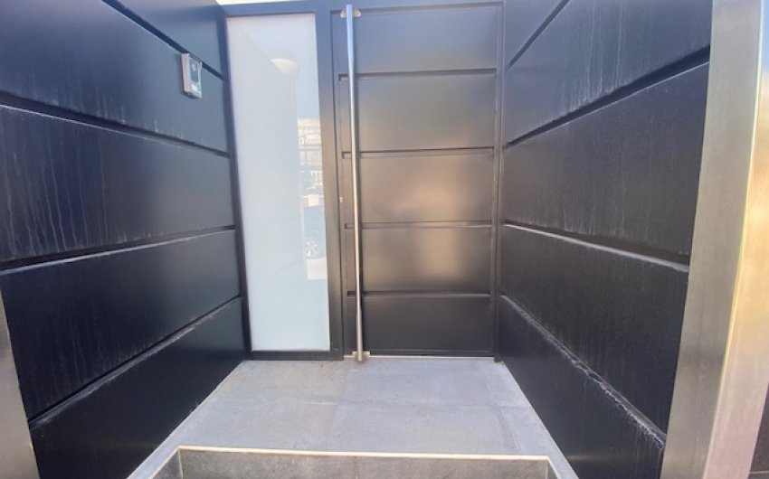 Resale - Villa -
Los Balcones - Los Altos