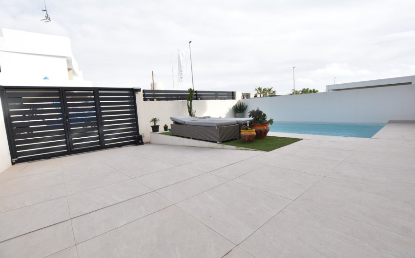 Resale - Villa -
Los Montesinos - Costa Blanca