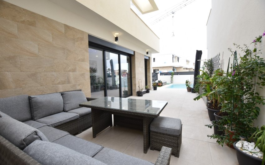 Resale - Villa -
Los Montesinos - Costa Blanca