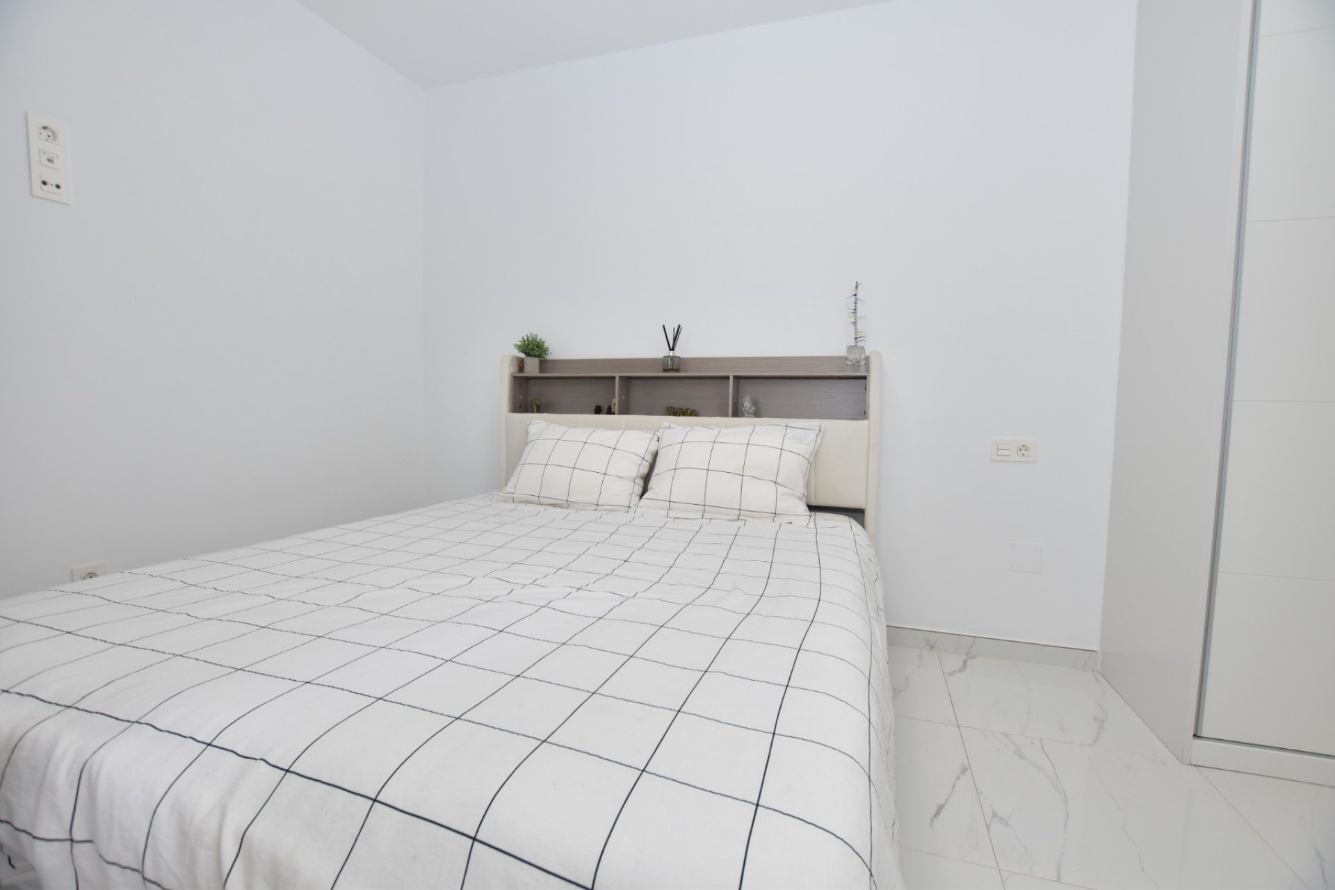 Resale - Villa -
Los Montesinos - Costa Blanca