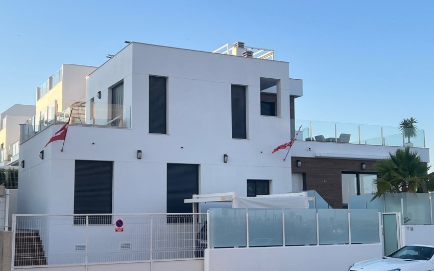 Resale - Villa -
Los Montesinos - Costa Blanca