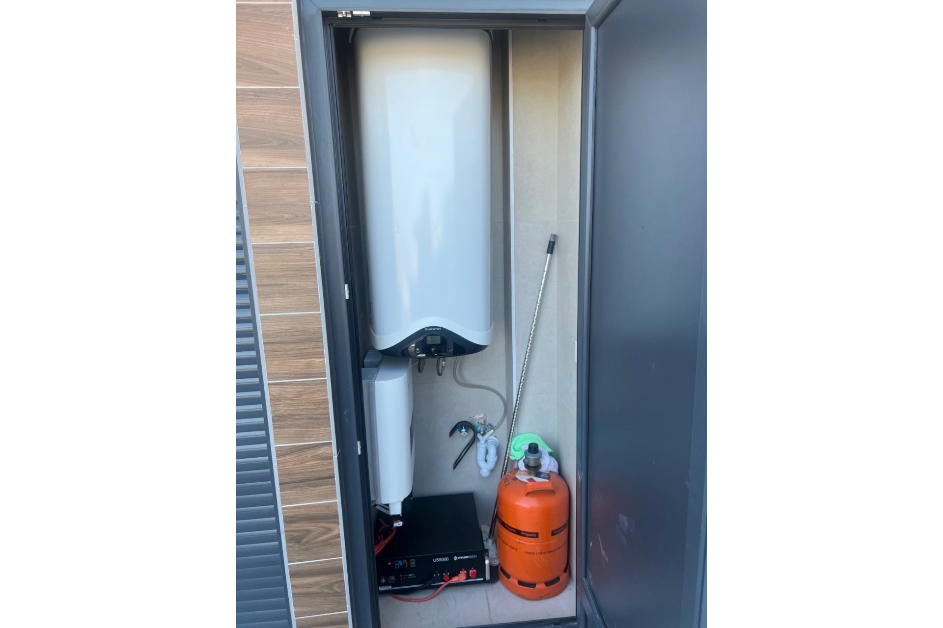 Resale - Villa -
Los Montesinos - Costa Blanca