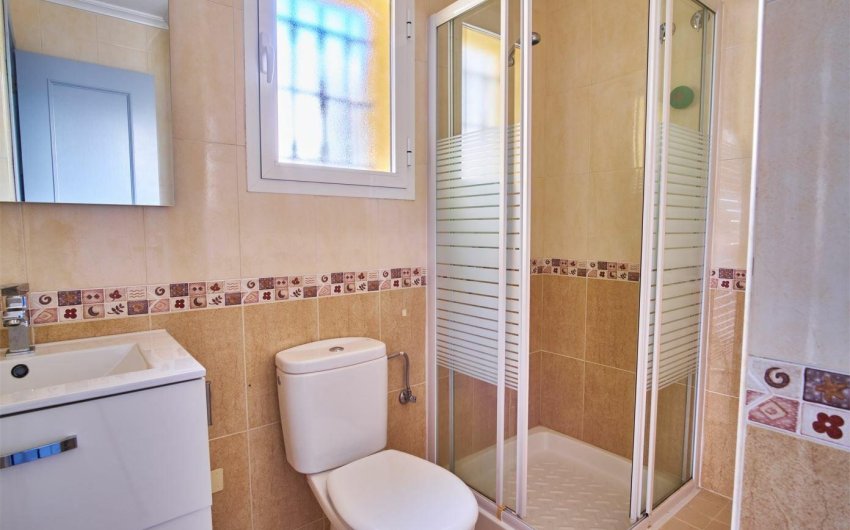 Resale - Villa -
Los Montesinos - La Herrada