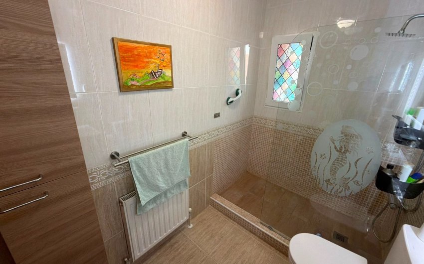 Resale - Villa -
Los Montesinos - La Herrada