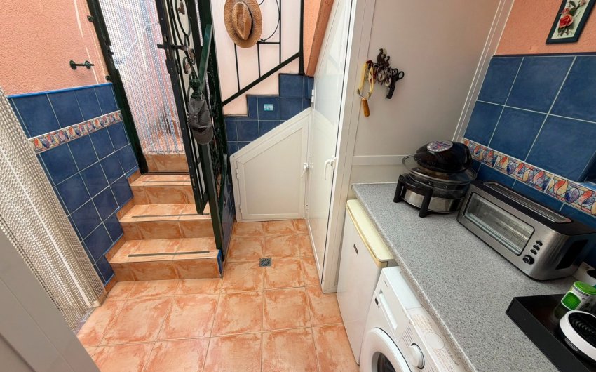 Resale - Villa -
Los Montesinos - La Herrada