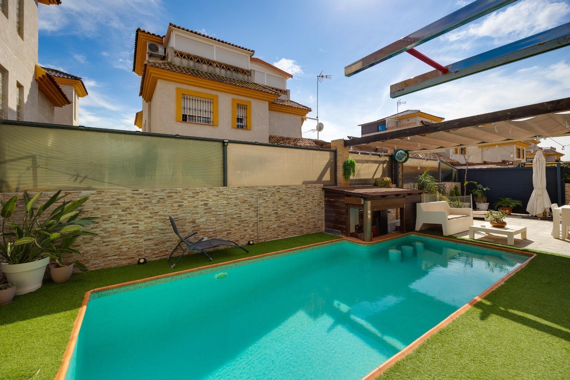 Resale - Villa -
Los Montesinos - La Herrada