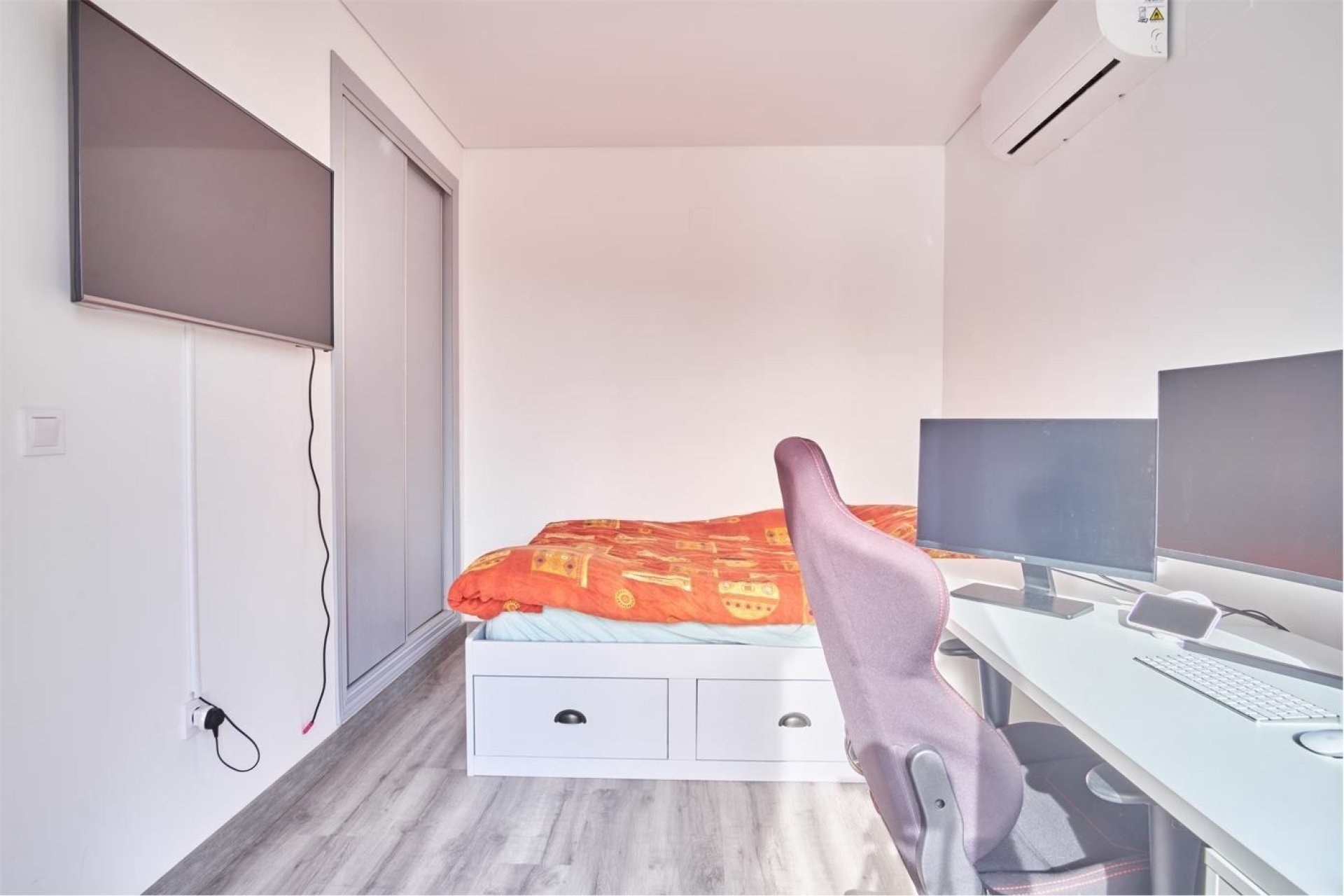 Resale - Villa -
Los Montesinos - La Herrada