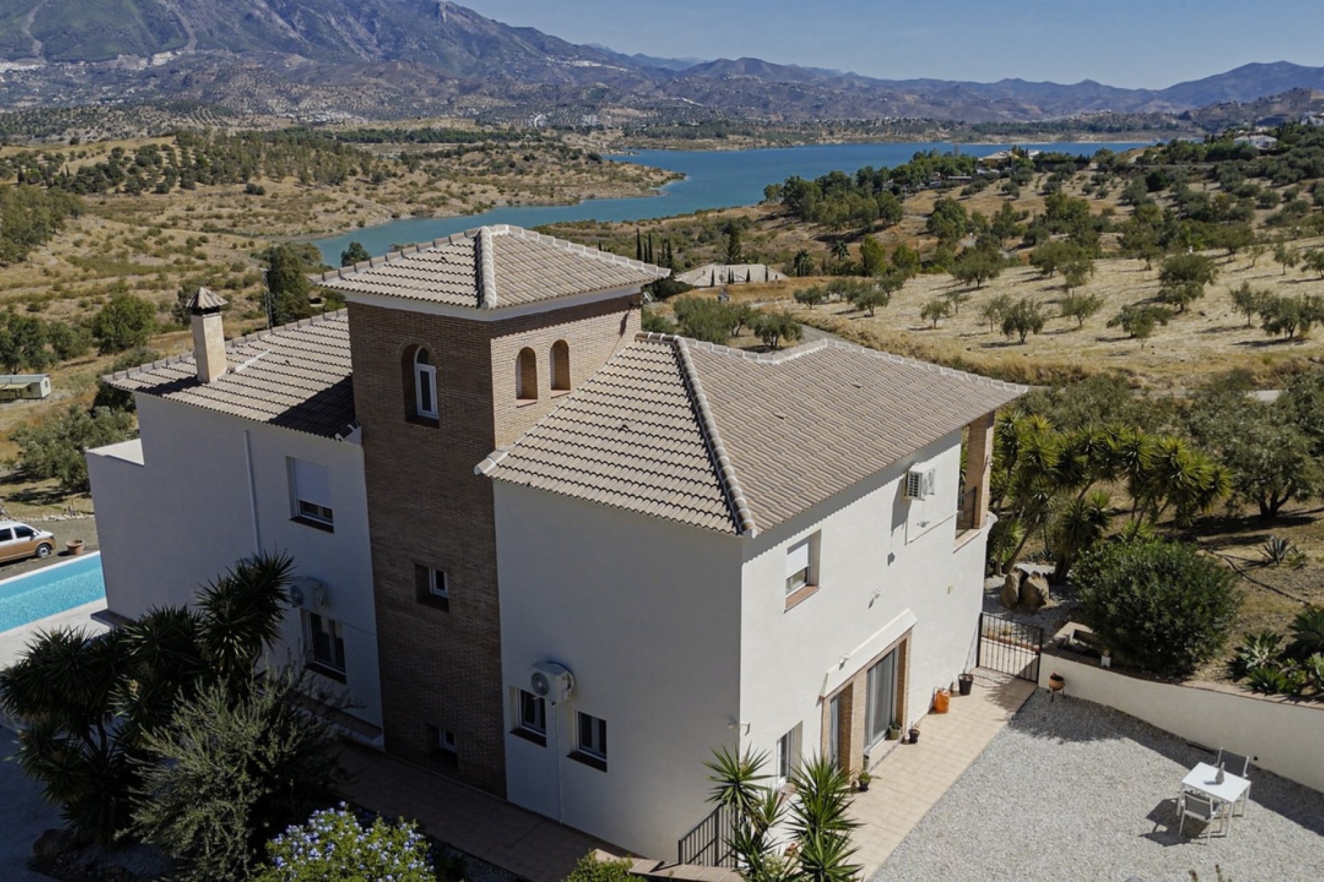 Resale - Villa -
Los Romanes - Inland