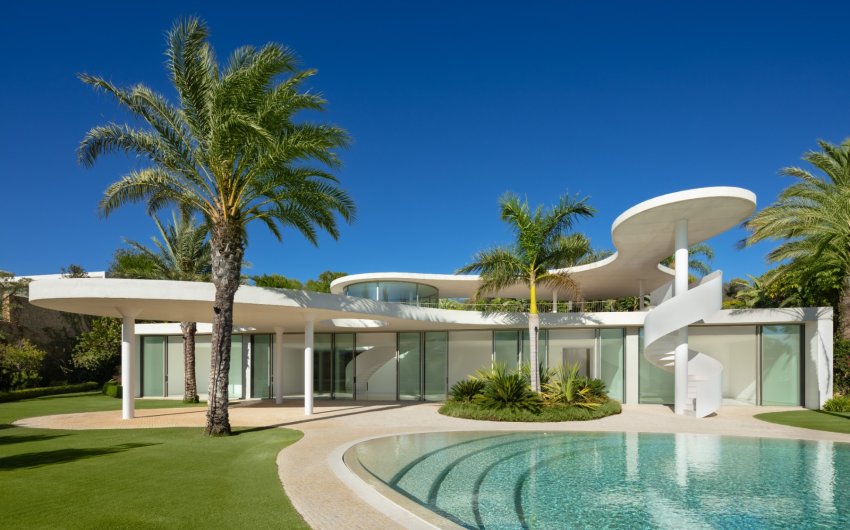 Resale - Villa -
Malaga - Casares