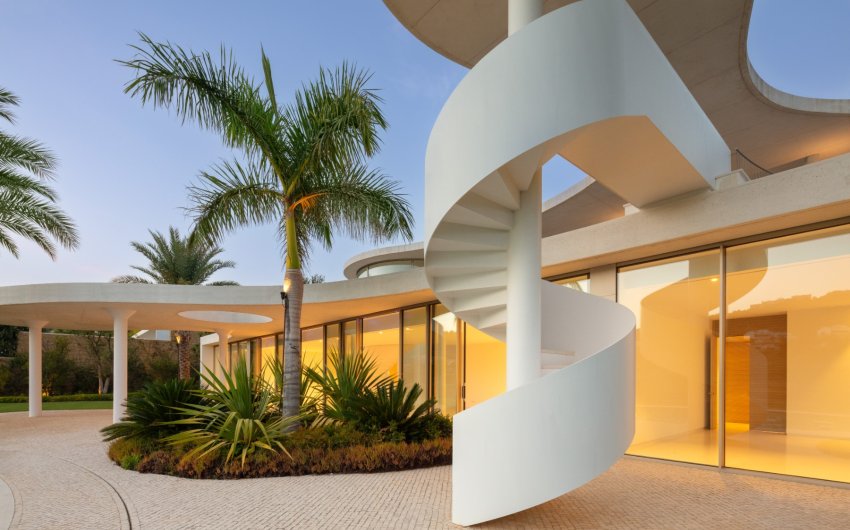 Resale - Villa -
Malaga - Casares