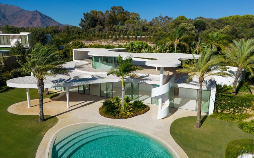 Resale - Villa -
Malaga - Casares