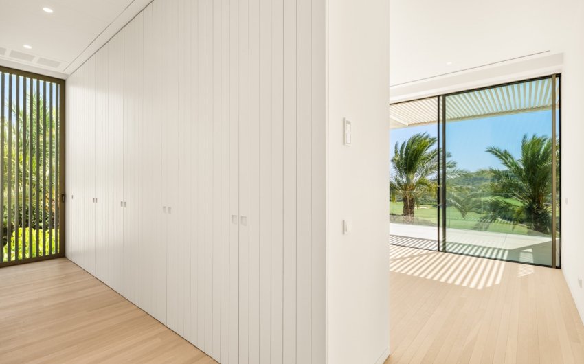 Resale - Villa -
Malaga - Casares