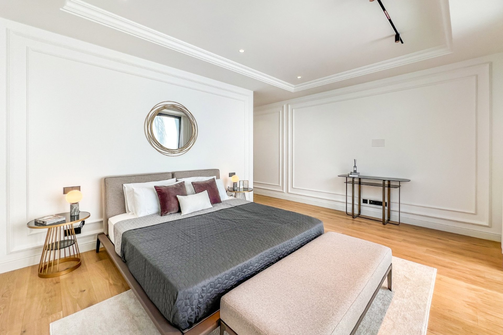 Resale - Villa -
Marbella - Golden Mile