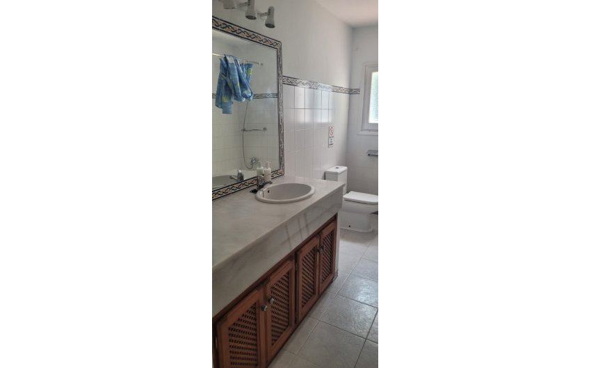 Resale - Villa -
Marbella - Las Chapas