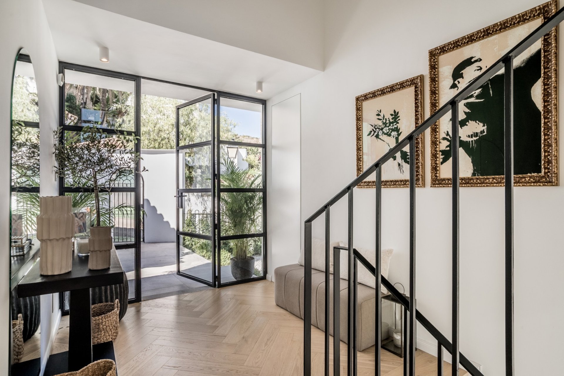 Resale - Villa -
Marbella - Los Naranjos de Marbella