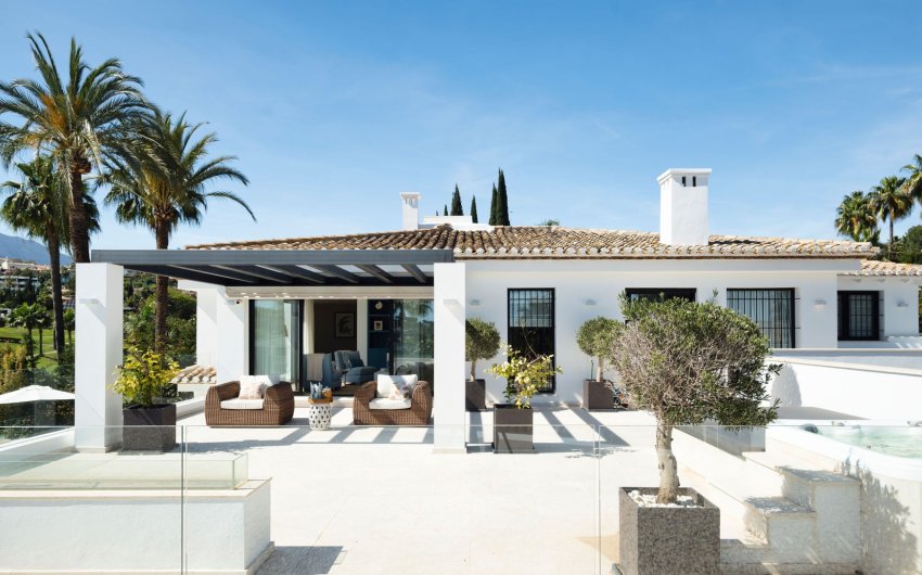 Resale - Villa -
Marbella - Los Naranjos de Marbella