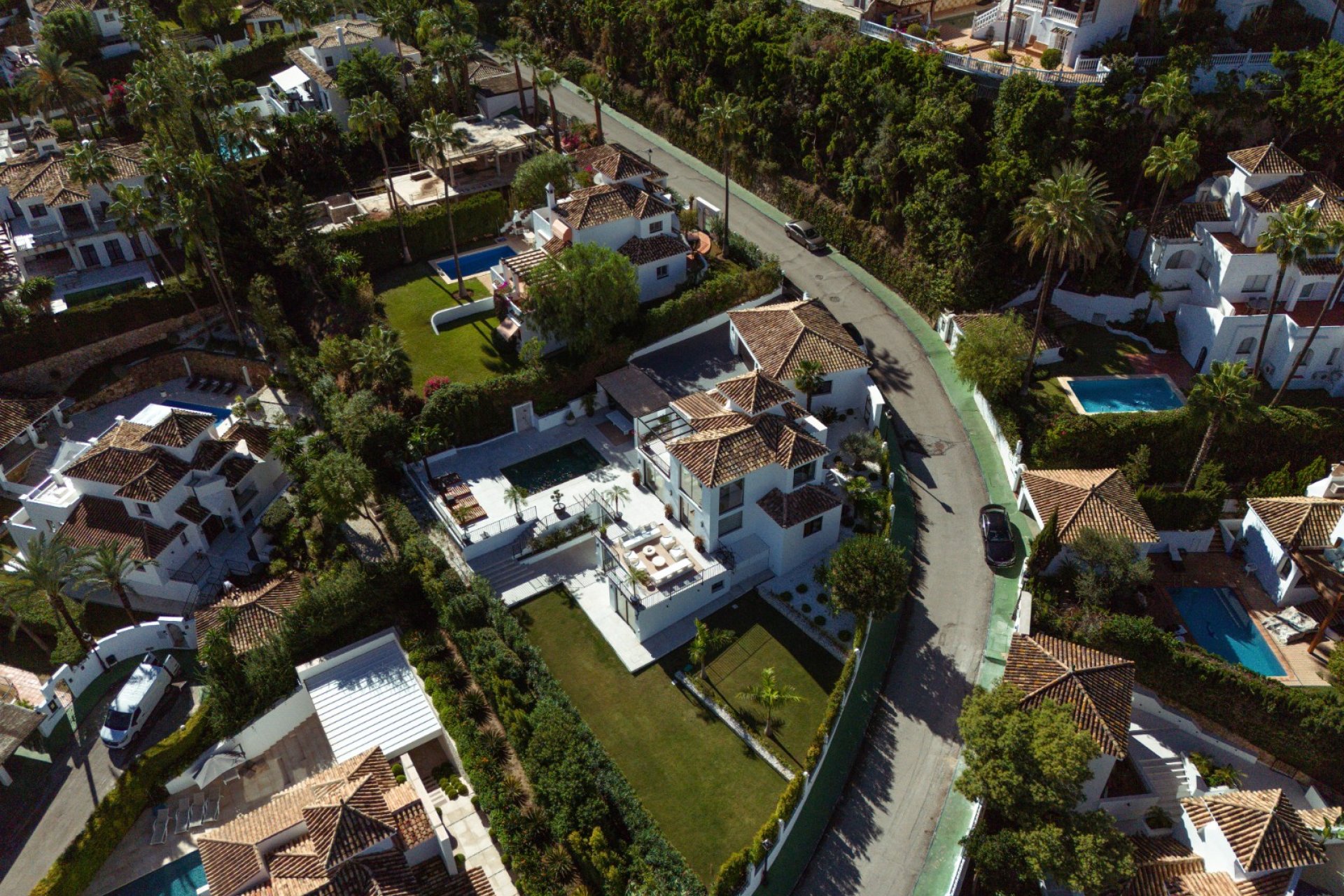 Resale - Villa -
Marbella - Los Naranjos de Marbella