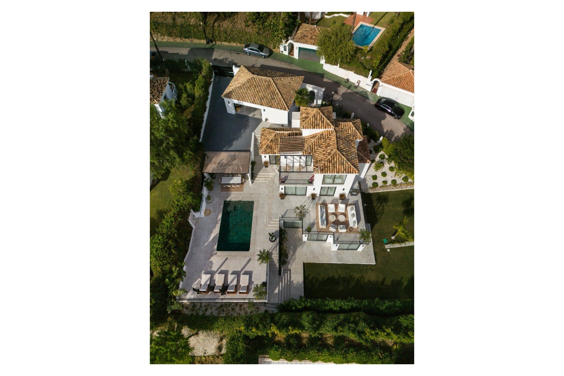 Resale - Villa -
Marbella - Los Naranjos de Marbella