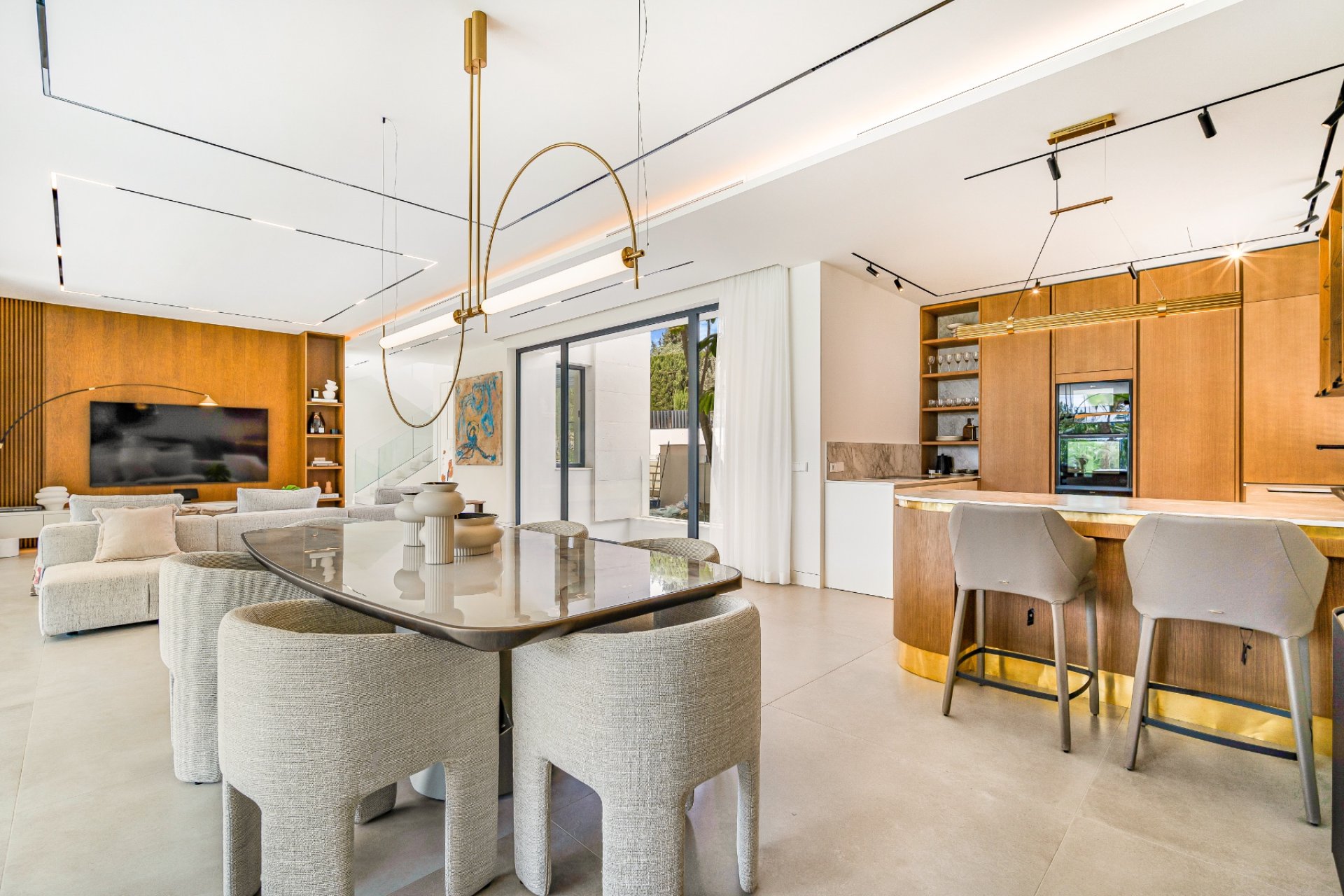 Resale - Villa -
Marbella - Nagueles