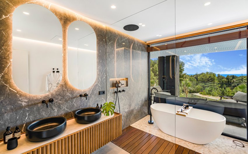 Resale - Villa -
Marbella - Nagueles