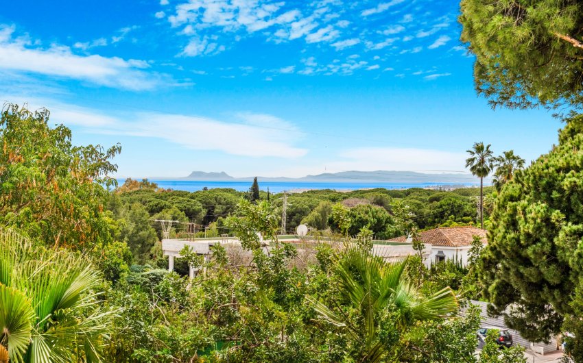 Resale - Villa -
Marbella - Nagueles