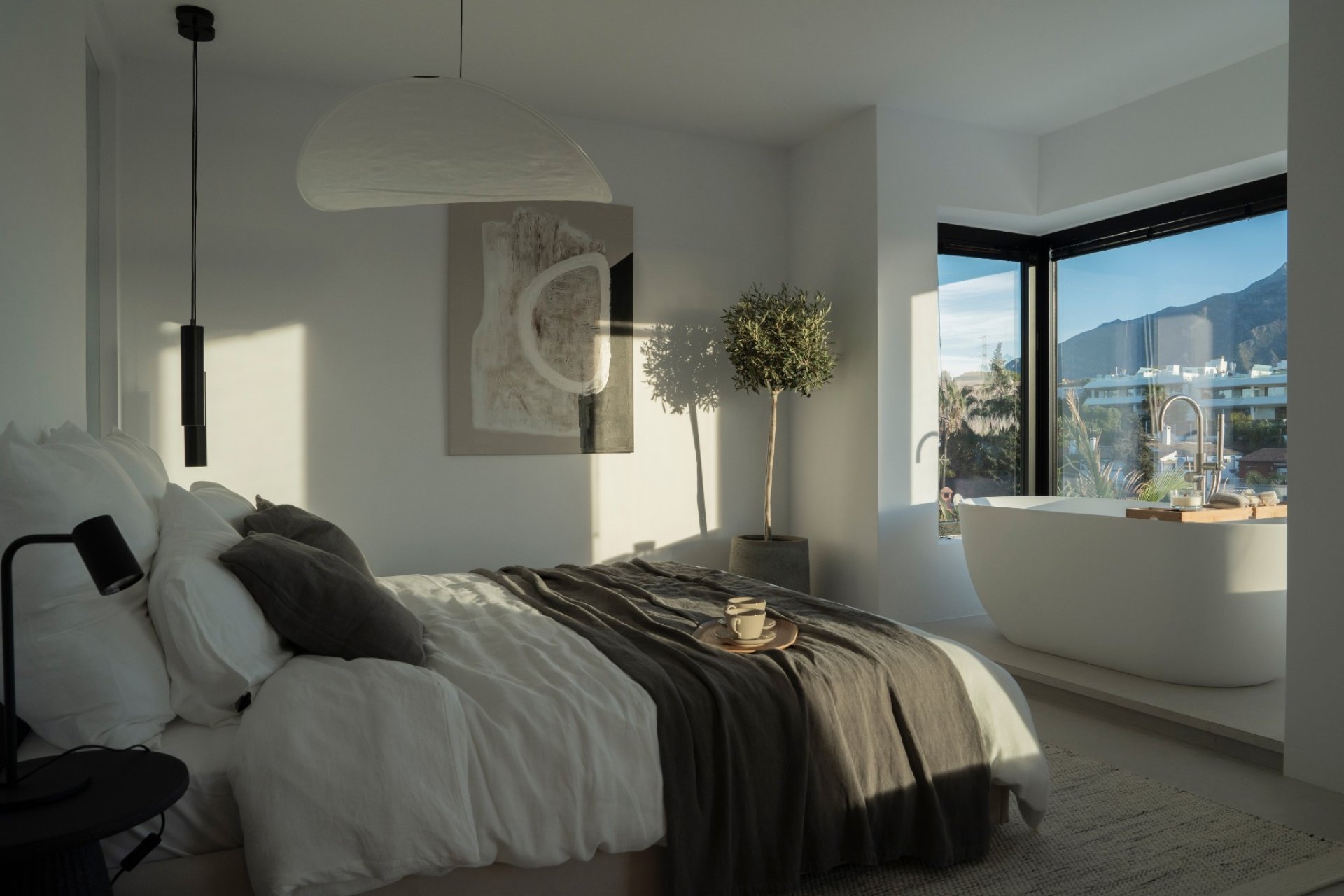 Resale - Villa -
Marbella - Nueva Andalucía