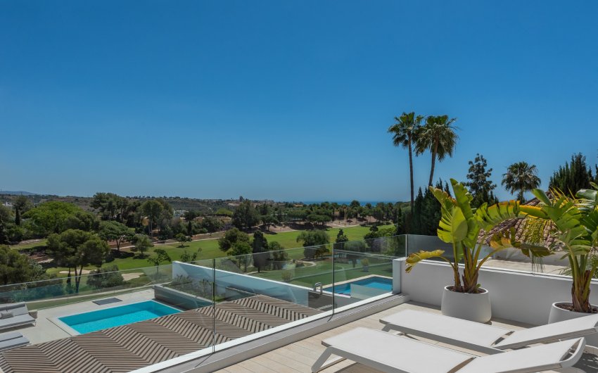 Resale - Villa -
Marbella - Nueva Andalucía