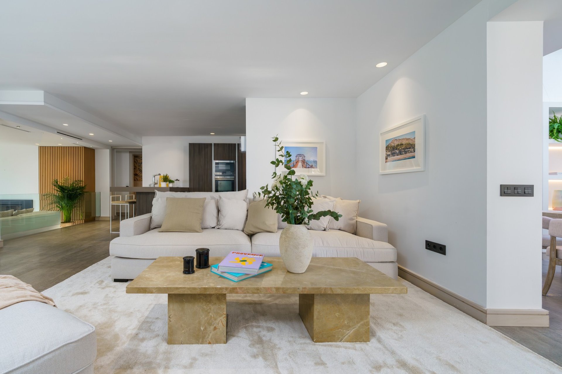 Resale - Villa -
Marbella - Nueva Andalucía