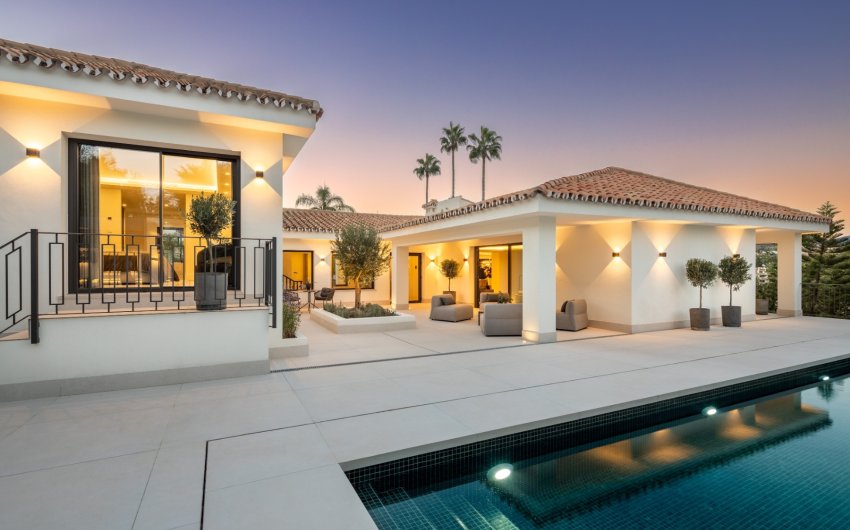 Resale - Villa -
Marbella - Nueva Andalucía