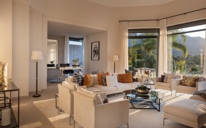 Resale - Villa -
Marbella - Nueva Andalucía