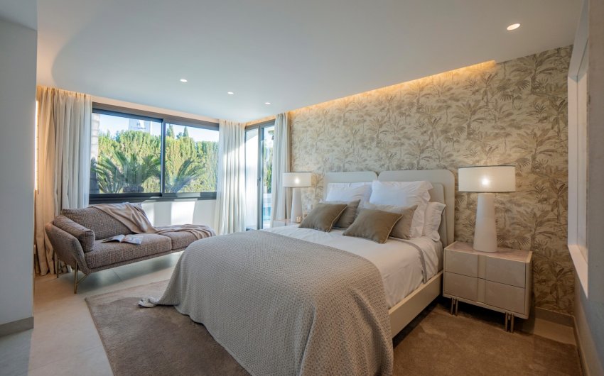 Resale - Villa -
Marbella - Nueva Andalucía