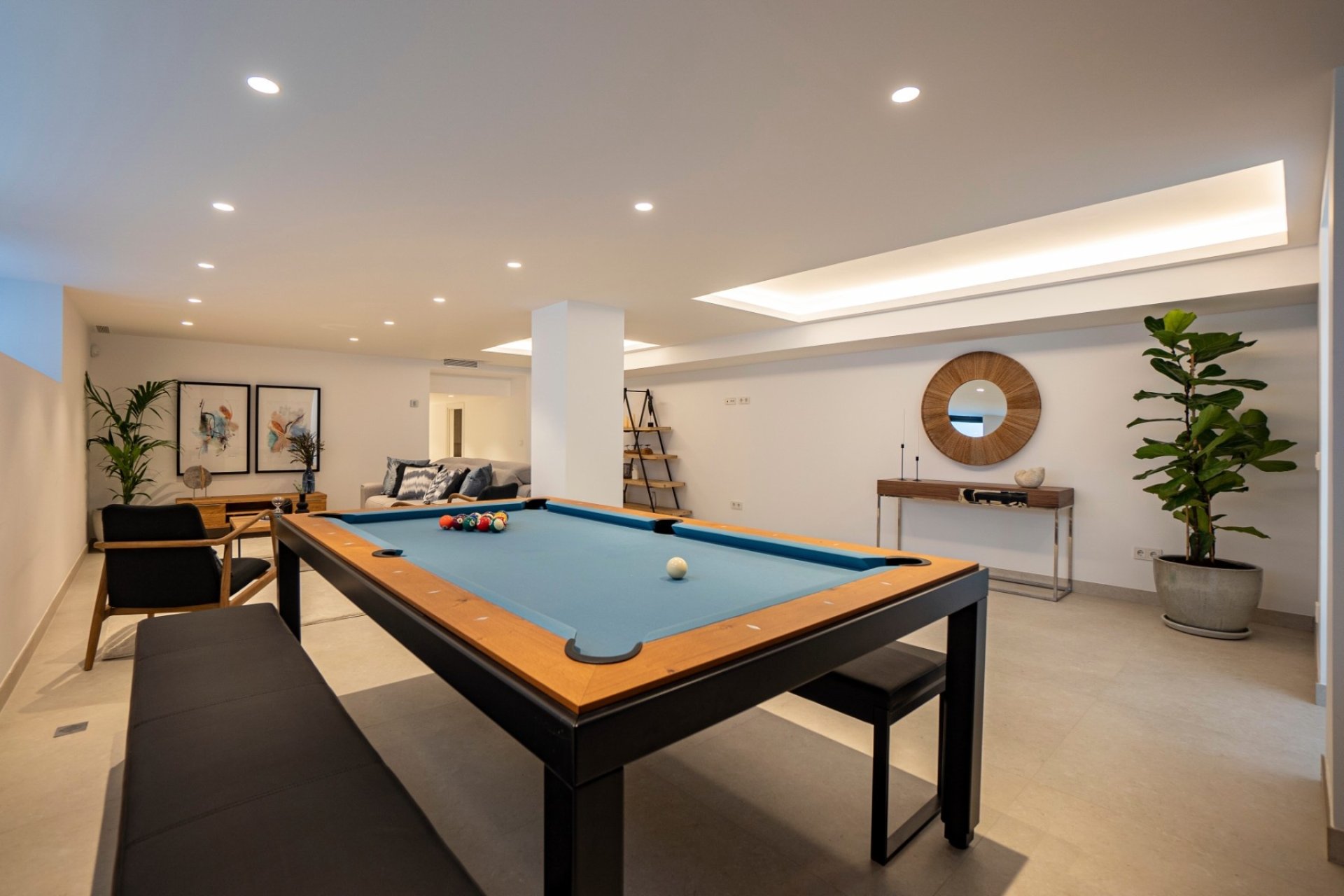 Resale - Villa -
Marbella - Nueva Andalucía