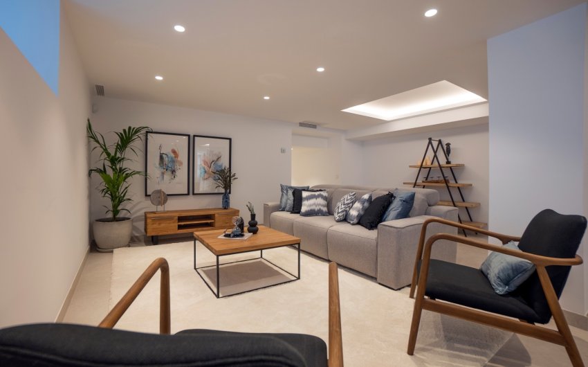 Resale - Villa -
Marbella - Nueva Andalucía