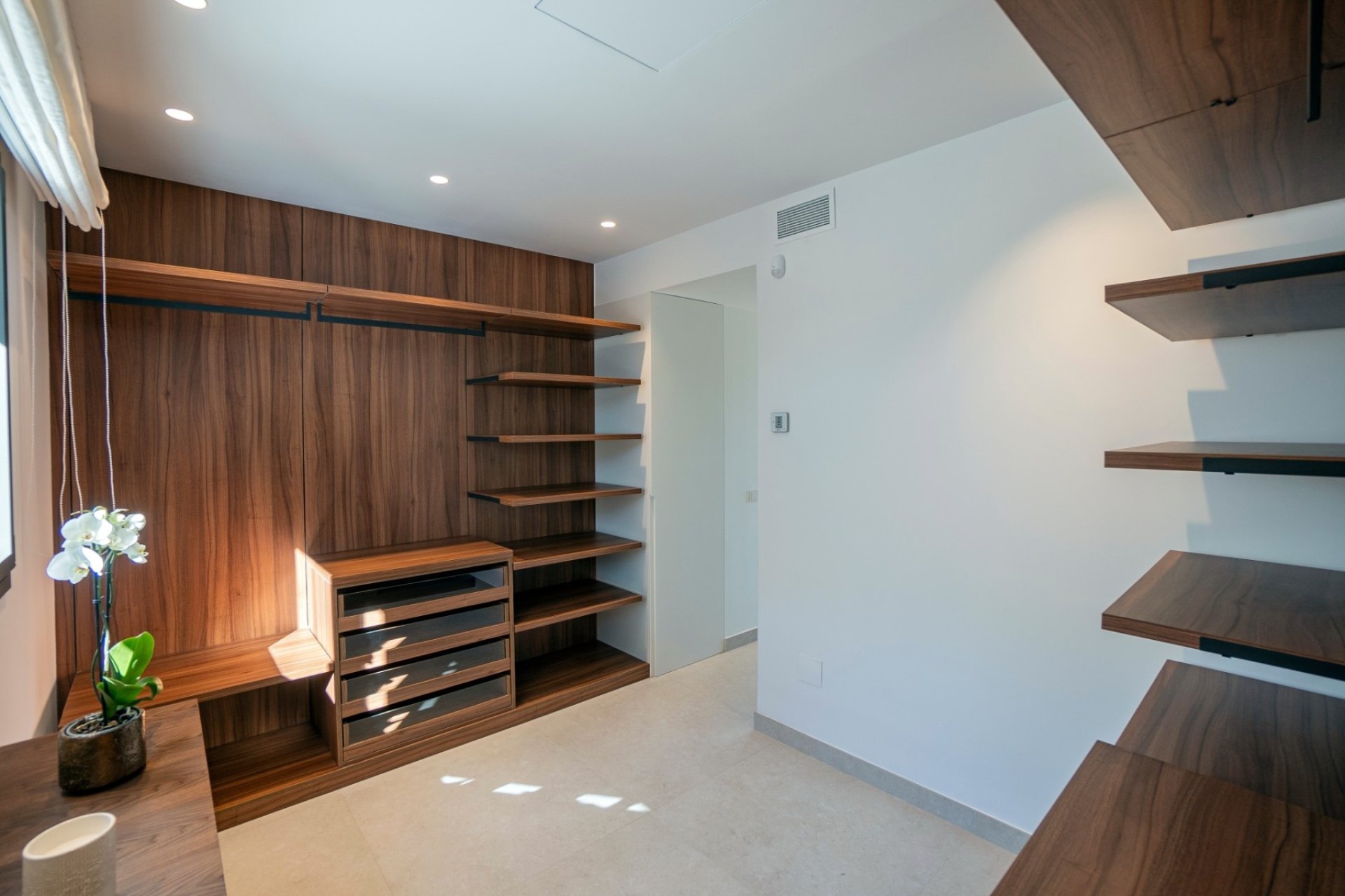 Resale - Villa -
Marbella - Nueva Andalucía