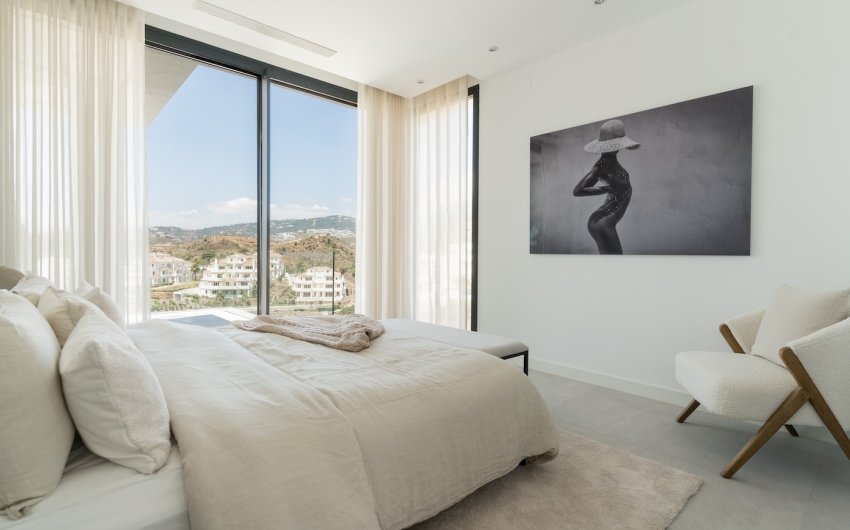 Resale - Villa -
Marbella - Nueva Andalucía