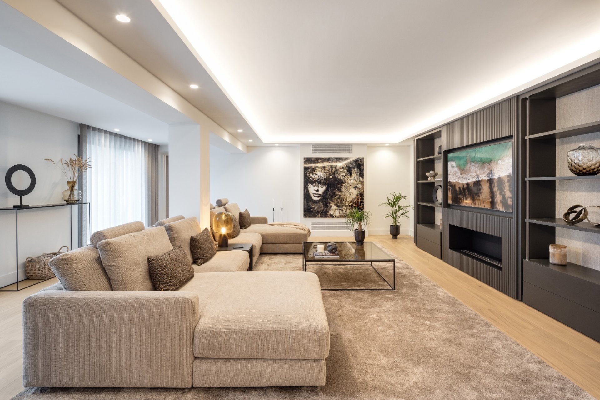Resale - Villa -
Marbella - Nueva Andalucía